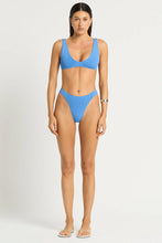 Carica l'immagine nel visualizzatore di Gallery, SCOUT CROP + CHRISTY BRIEF