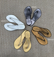 Carica l'immagine nel visualizzatore di Gallery, Ciabatta Balos Base Laminata Strass Naturale
