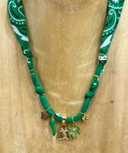 Carica l'immagine nel visualizzatore di Gallery, COLLANA BANDANA - MIX VARI COLORI (K)
