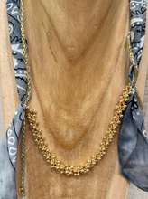 Carica l'immagine nel visualizzatore di Gallery, COLLANA BANDANA - GRIGIO (R)
