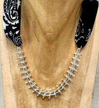 Carica l'immagine nel visualizzatore di Gallery, COLLANA BANDANA - NERO (T)
