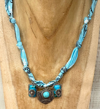 Carica l&#39;immagine nel visualizzatore di Gallery, COLLANA BANDANA - TURCHESE (U)
