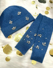 Carica l'immagine nel visualizzatore di Gallery, Set Berretto + Guanti con Applicazioni
