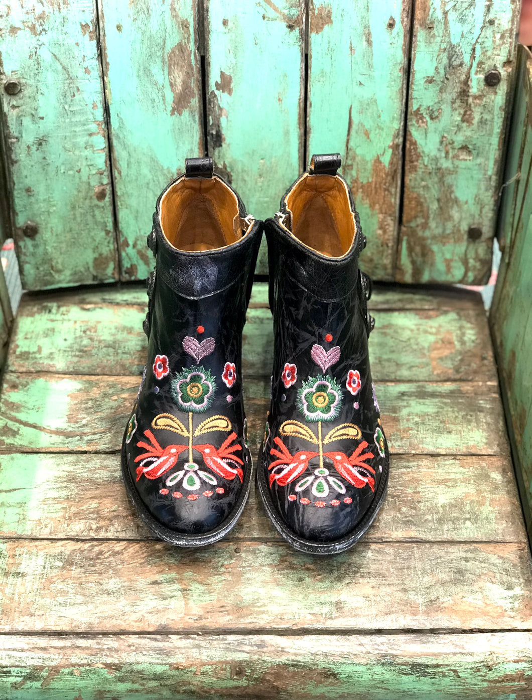 Stivali in pelle nera con fiori colorati - MEXICANA